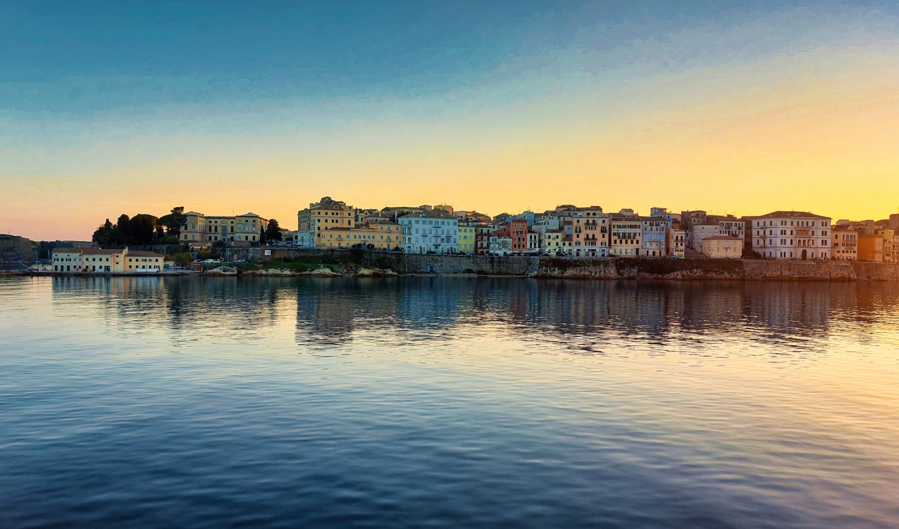 Kerkyra im Abendlicht