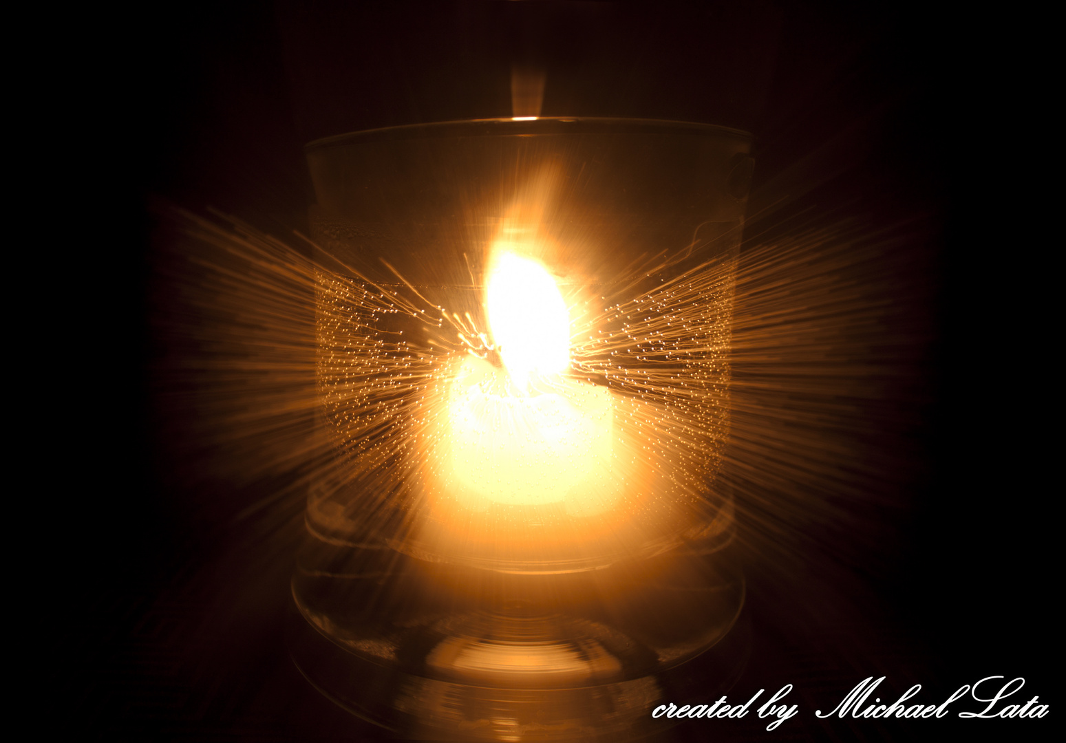 Kerzen-Lichter Foto & Bild | fotokunst, licht und feuer, licht aus