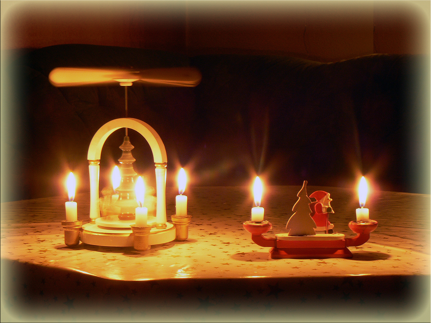 Kerzenschein in der Adventszeit
