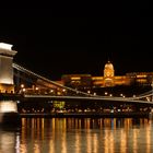 Kettenbrücke und Burgpalast in Budapest