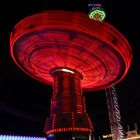 Kettenkarusell bei Nacht am Rosenheimer Herbstfest