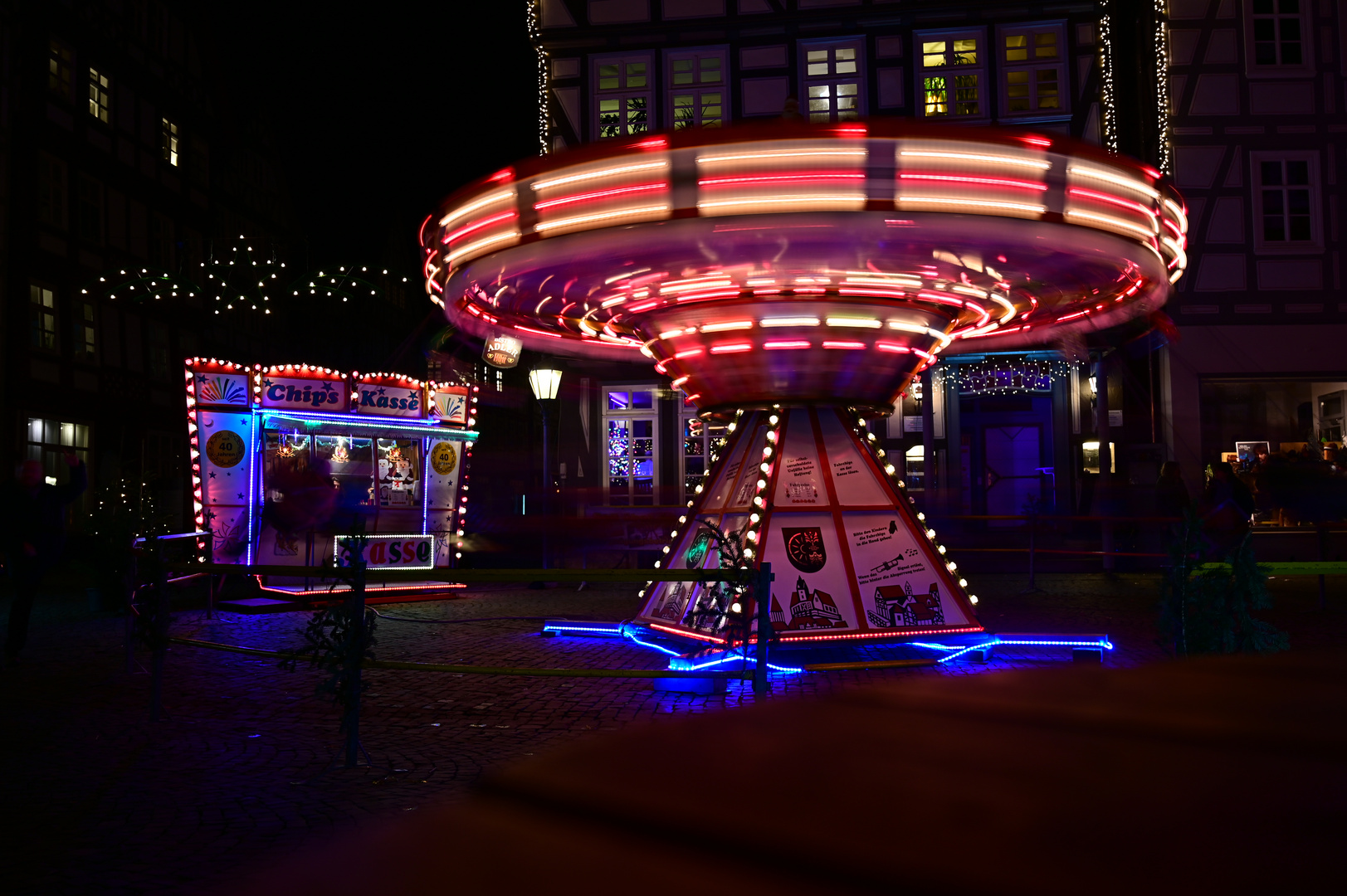 Kettenkarussell auf dem Weihnachtsmarkt