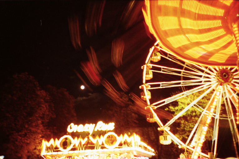 Kettenkarussell und Riesenrad