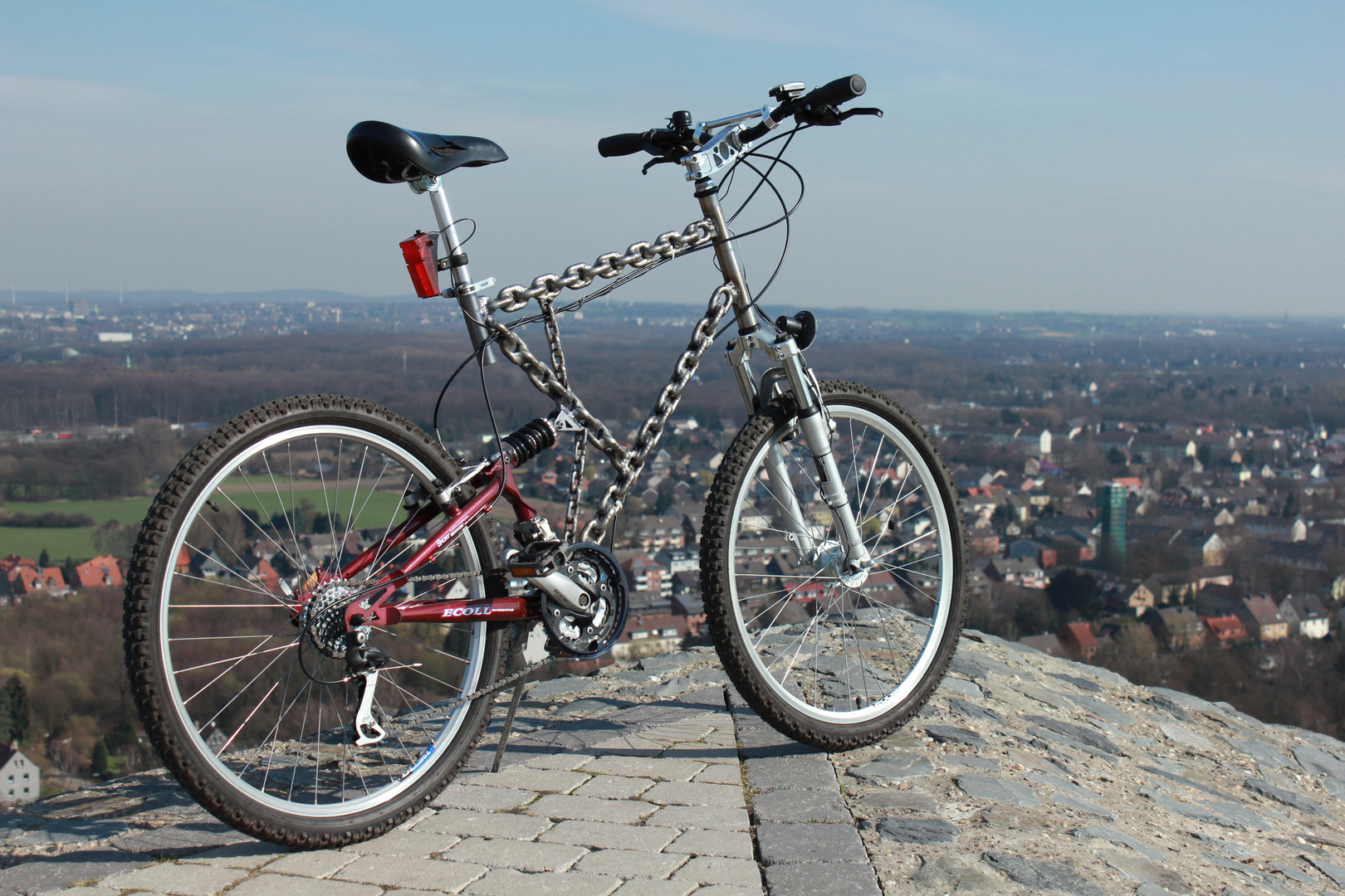 Kettenrahmen MTB auf der Hoheward Halde in Herten