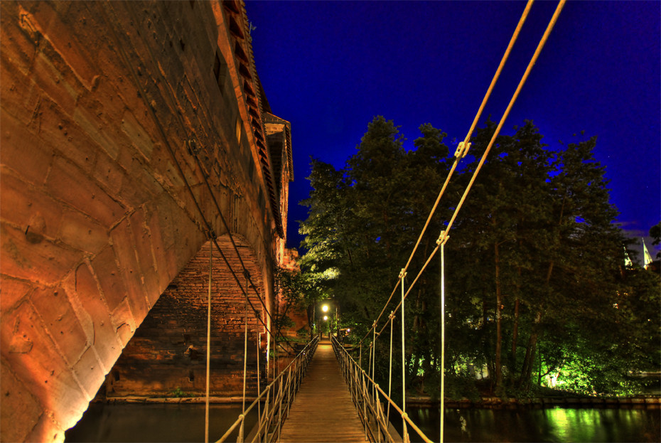 Kettensteg Nürnberg bei Nacht