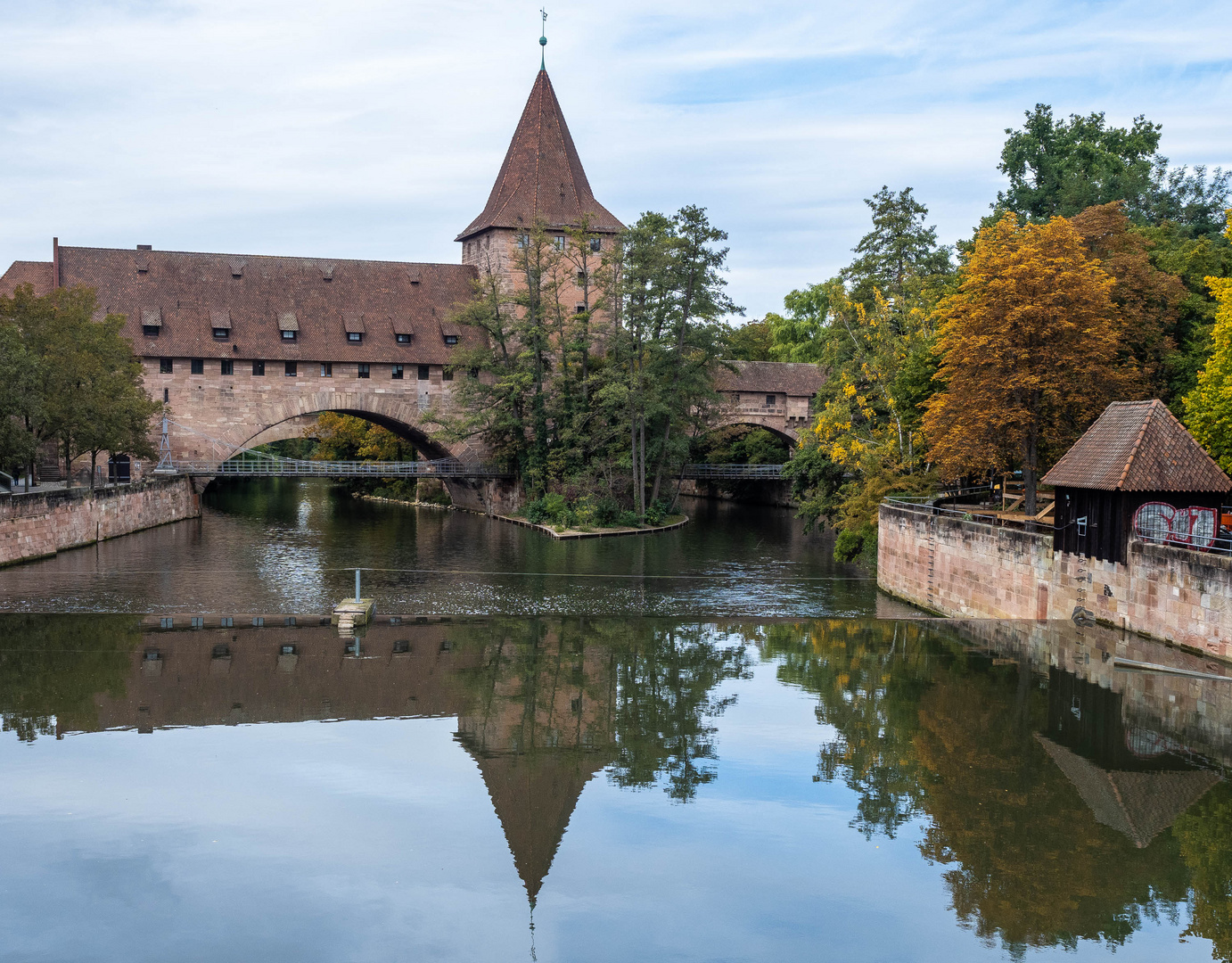 Kettensteg Nürnberg im Herbst