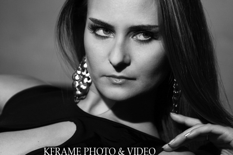 KFRAME - PORTRAIT - WOMAN - 2008