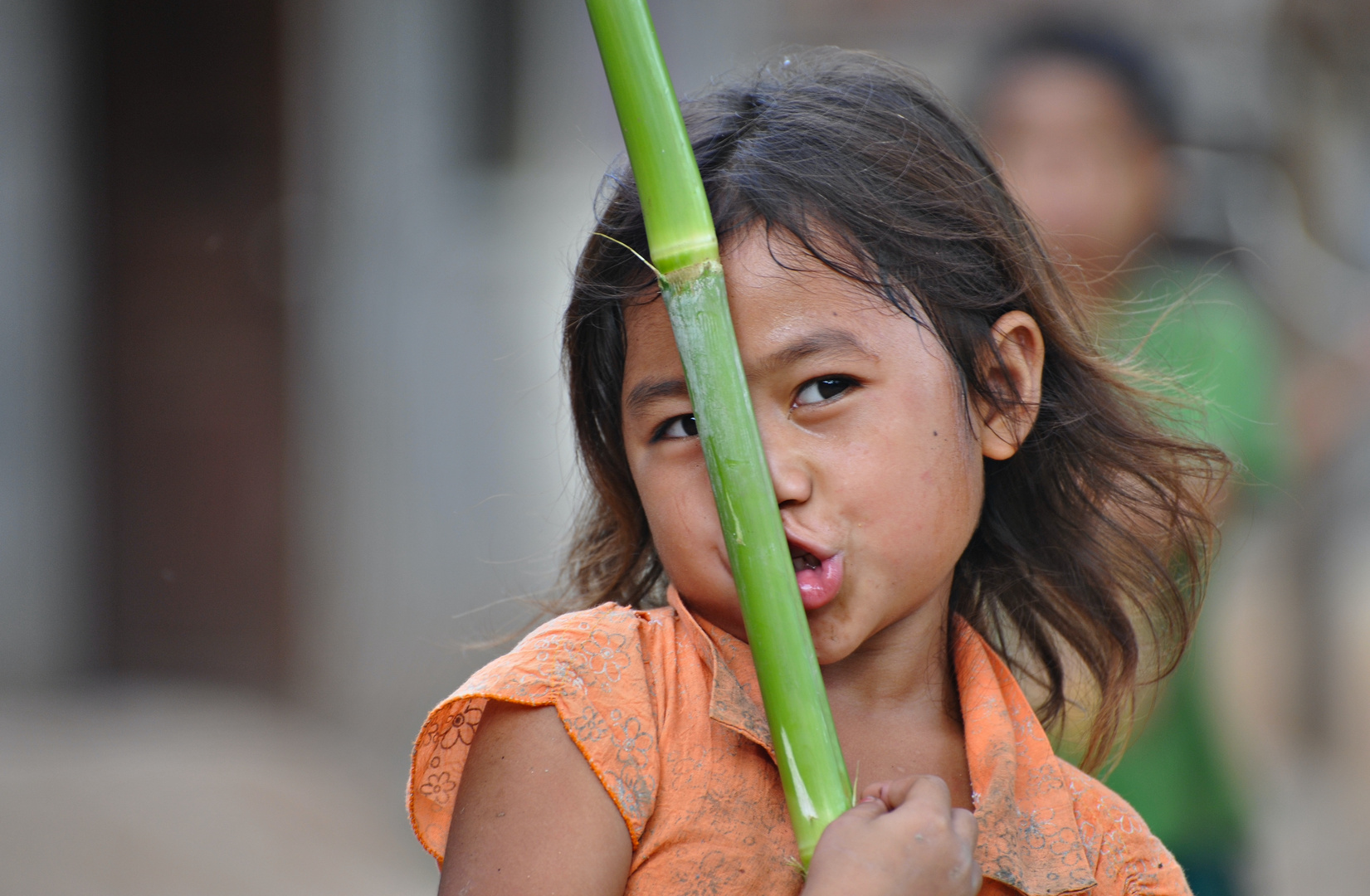  Khamu Girl mit Bambus