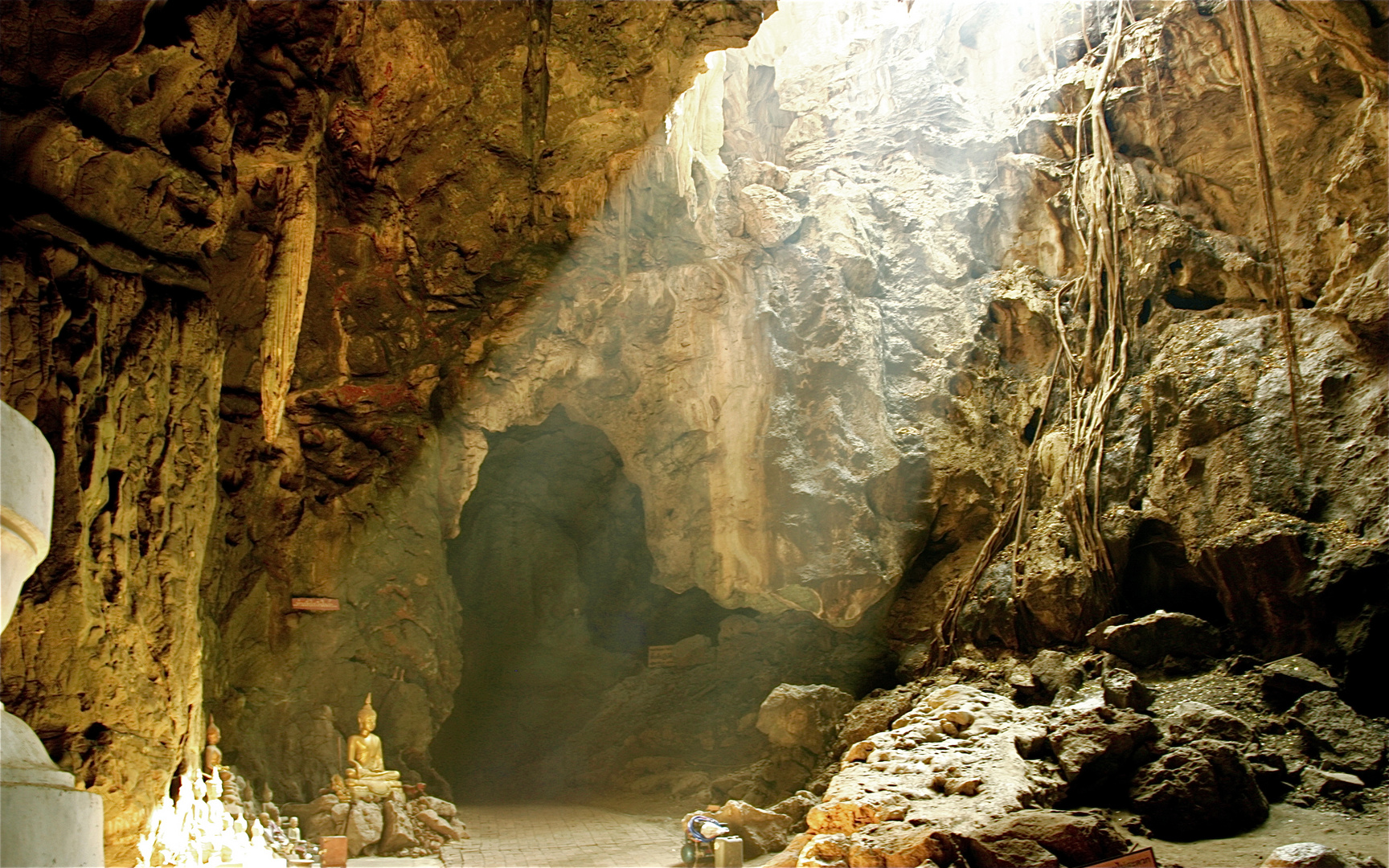 Khao Luang Cave 