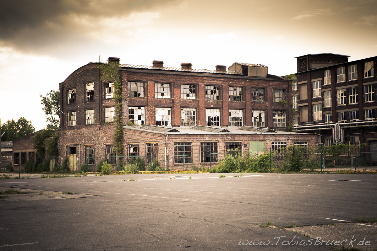 KHD Hallen Foto & Bild | architektur, lost places, köln Bilder auf ...