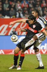 Khedira (VfB Stuttgart) vs. Breno (1. FC Nürnberg)