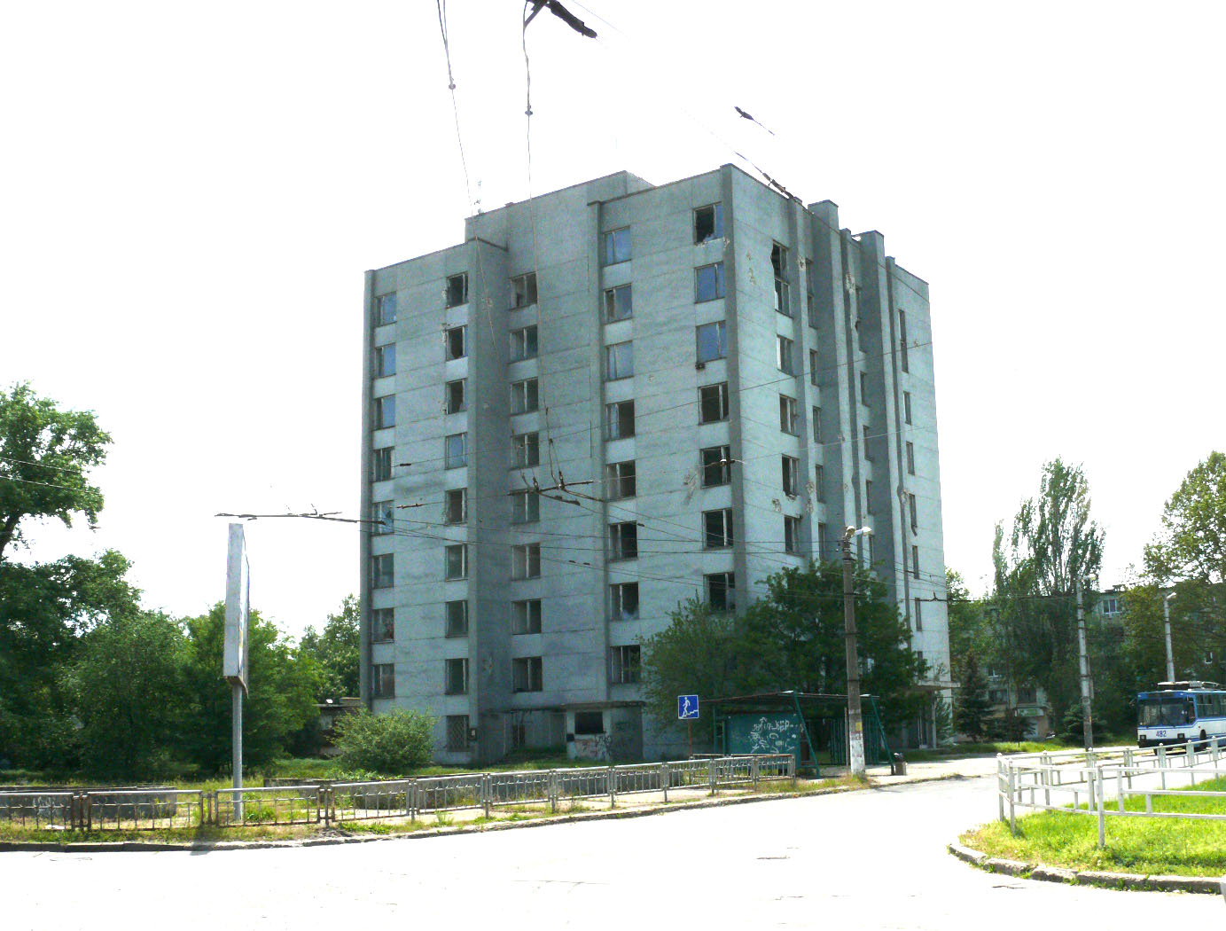Kherson 05.2023 - die Druckwelle hat die Fenster rausgehauen 