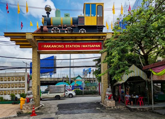 Khlong Toei - Wat Saphan Khlong Toei