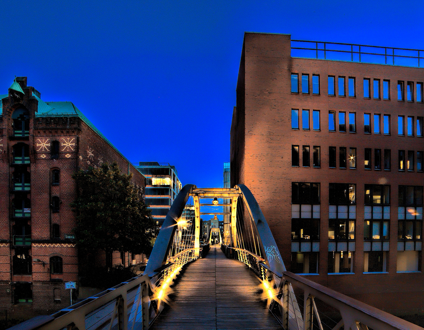 Kibbelsteg in der Speicherstadt Hamburg .....