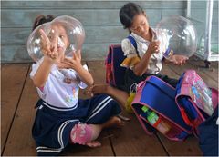 Kids in Cambodia (I)