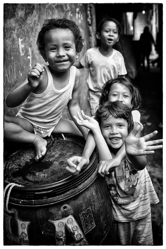 Kids in the Jakarta slums