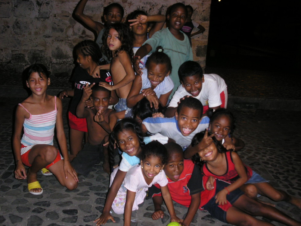 Kids of Portobelo, Panama fooling around with my camera