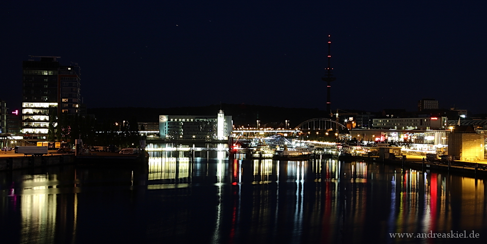 Kiel bei Nacht