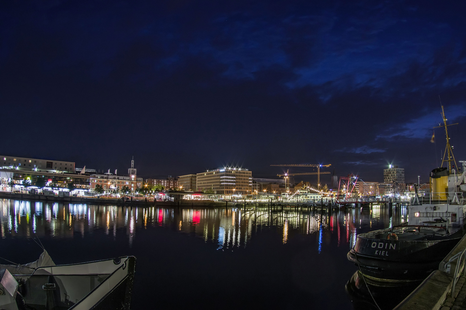 Kiel bei Nacht