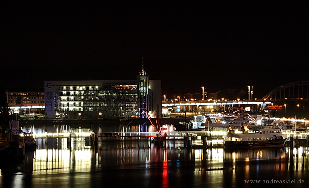 Kiel bei Nacht