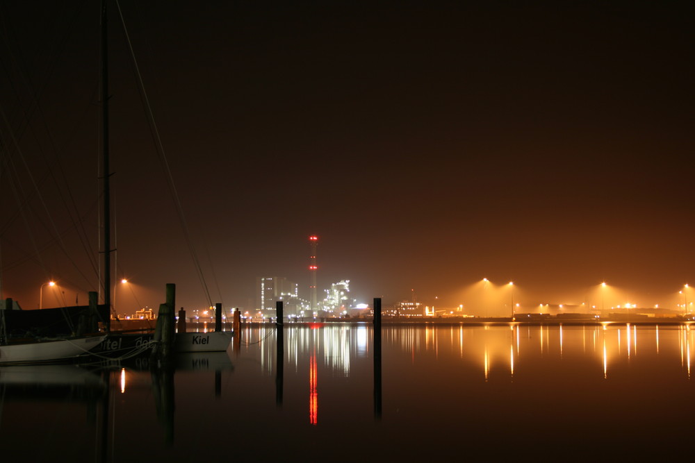 Kiel bei Nacht