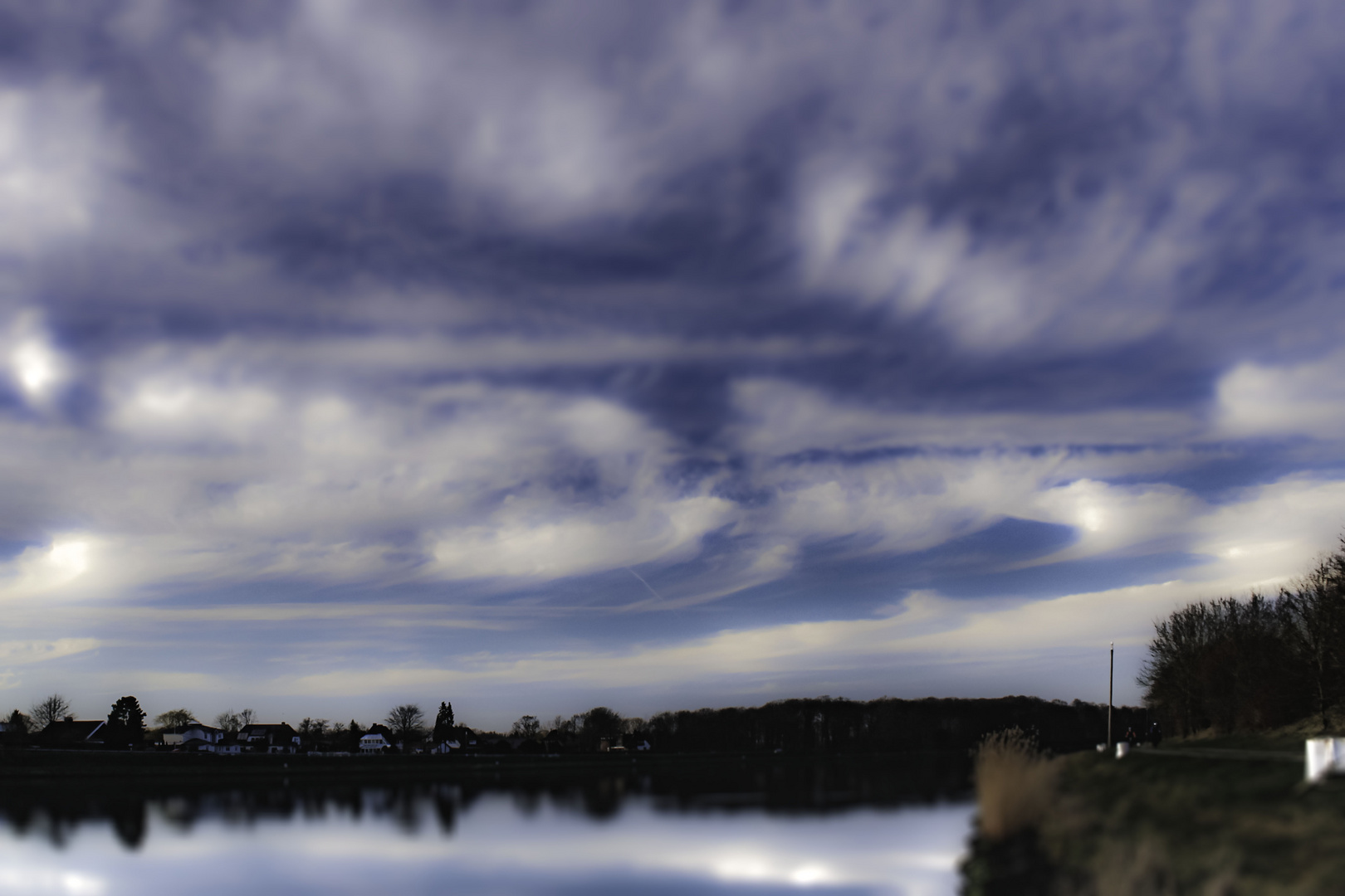 Kiel Canal Springclouds