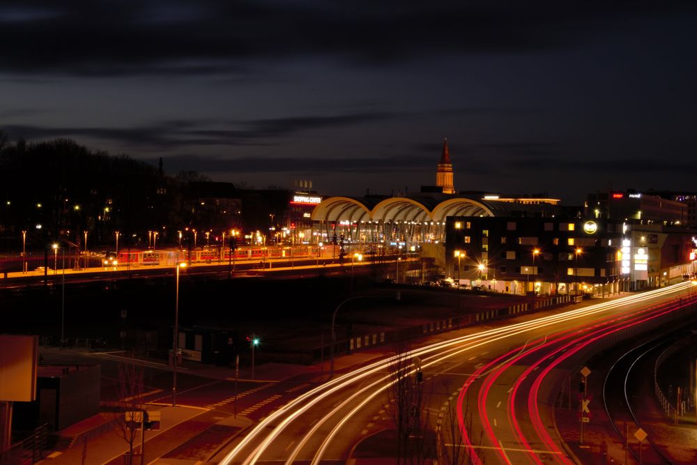 Kieler Bahnhof mit Kaistraße