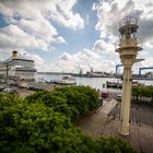 Kieler Leuchtturm und Hafen