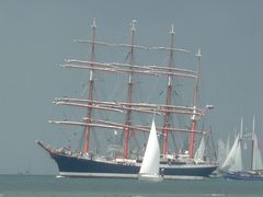 Kieler Woche 2008 "Sedov - Ankunft in Kiel" Blick von Laboe auf die Förde