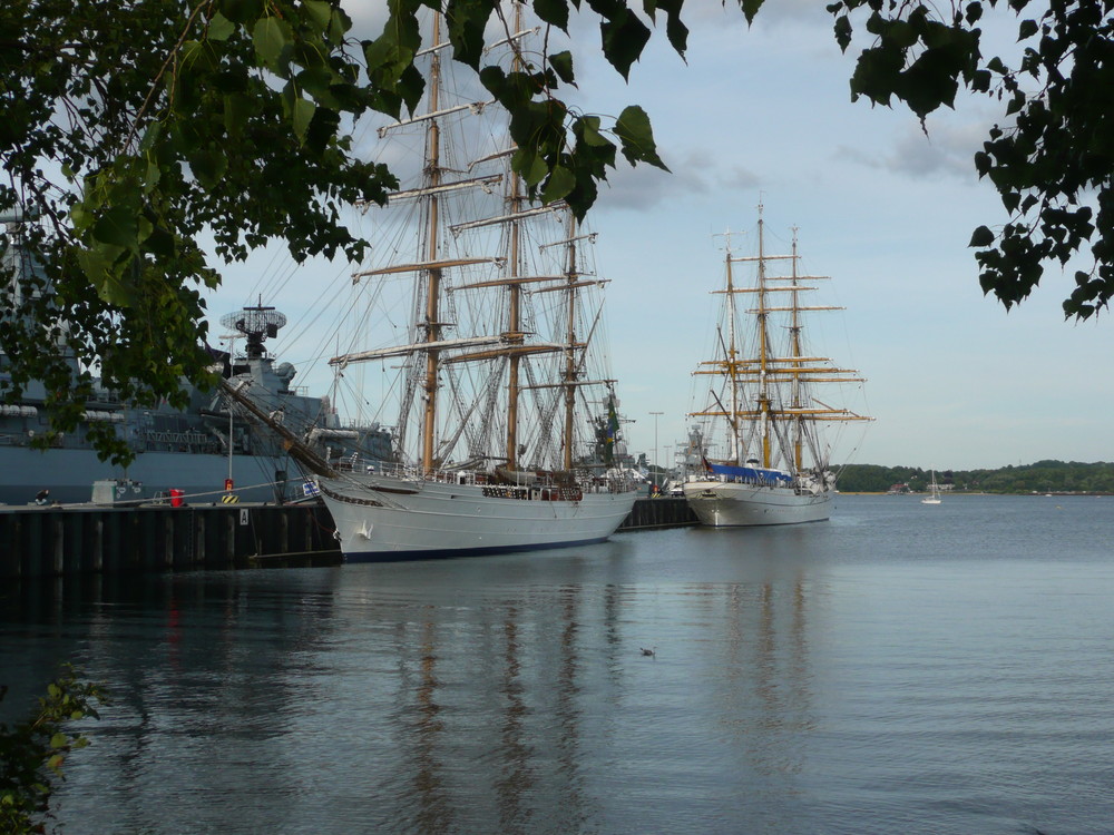 Kieler Woche "Gorch Fock und die Brasianische Freundin"