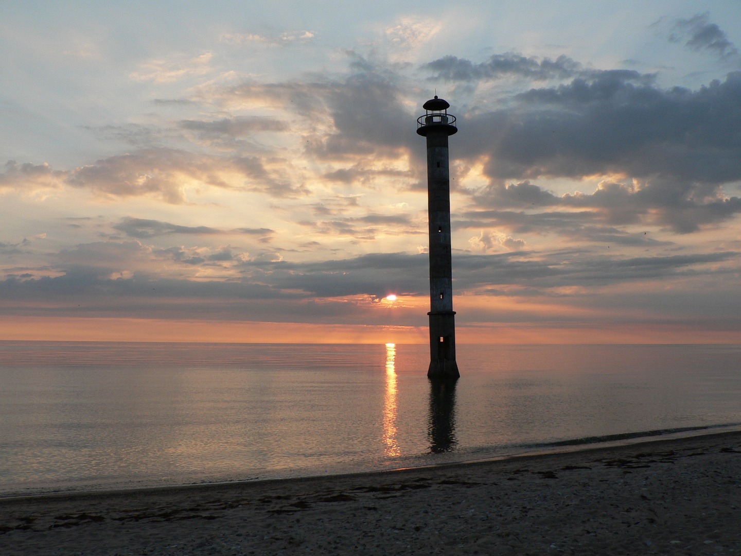 Kiipsaare Lighthouse (island Saaremaa)