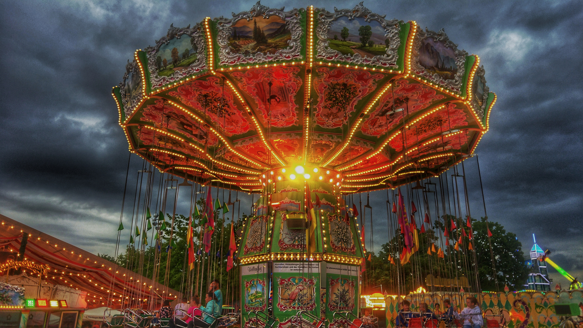 Kiliani Volksfest Würzburg Karusell Foto & Bild Bilder auf