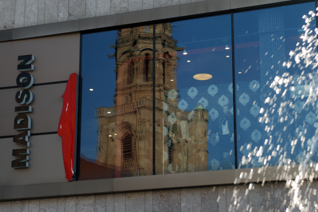 Kilianskirche im Spiegelbild