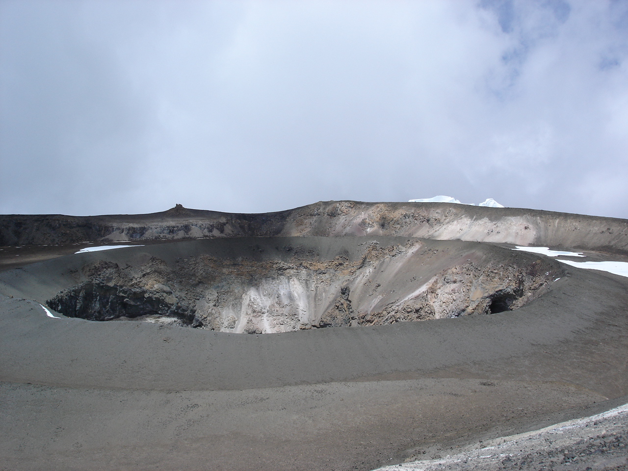 Kilimandscharo, Reusch-Krater