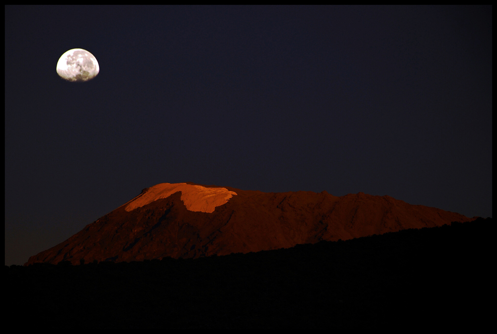 Kilimanjaro – Moonset