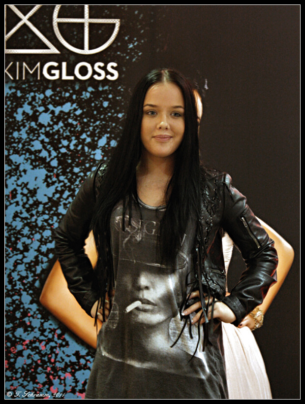 Kim Gloss