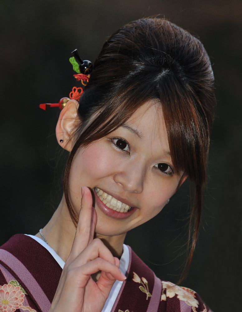 Kimono Girl at Kiyomizu-dera in Kyoto