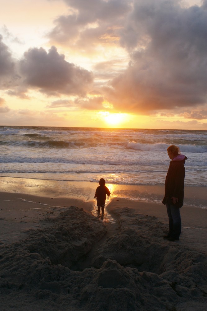 Kind am Strand