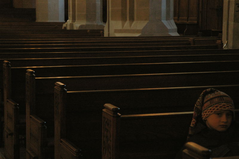 Kind im Frauenmünster - alleine