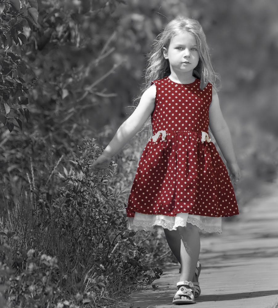 Kind Lauft Strasse Herunter Foto Bild Kinder Menschen Bilder