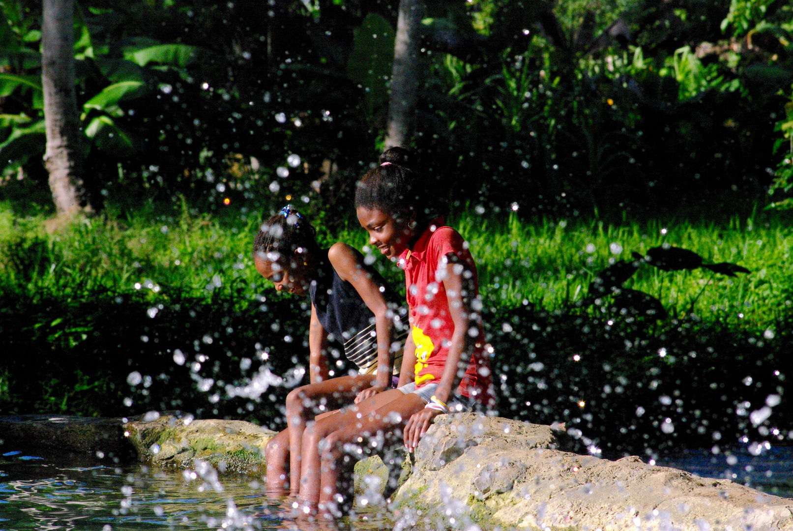 Kinder am Naturpool in der Dom.Rep., Halbinsel Samana