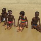 Kinder am Strand - Bahia Azul - Benguela / Angola