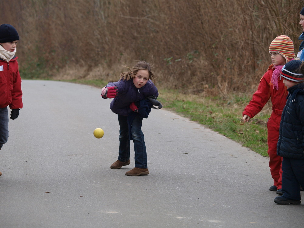 Kinder - Boßeln in Quarnbek