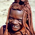 Kinder der Welt: Begegnung in Namibia 4 – .. und zur verheirateten Frau