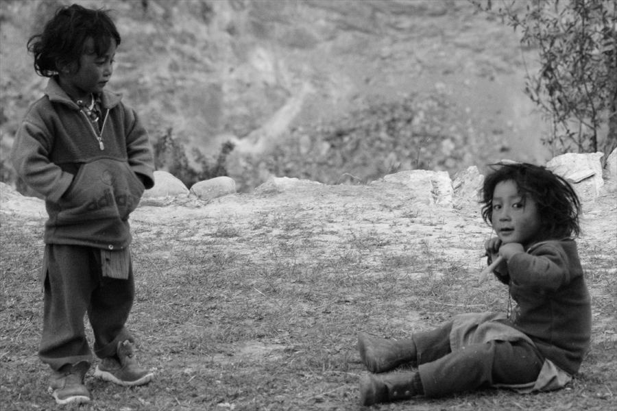 Kinder des Himalaya