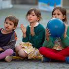 Kinder hören den Katholikentag