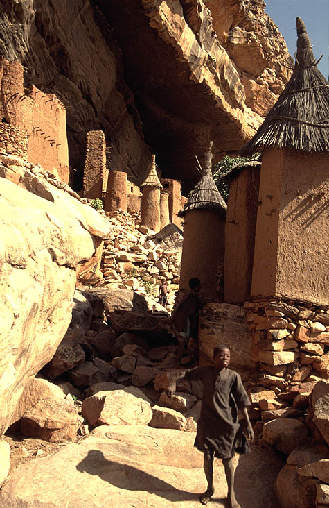 Kinder im Dogondorf (Mali)