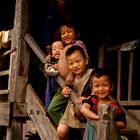 Kinder im Dorf