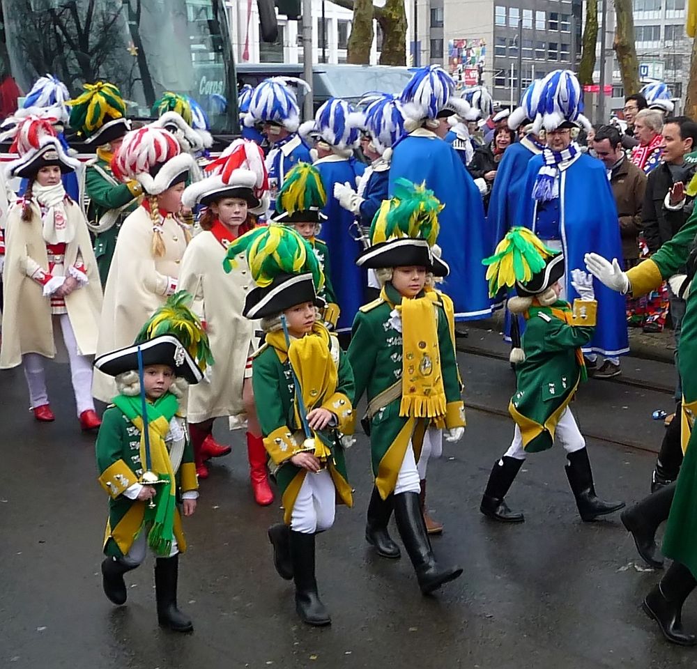 Kinder im Karneval 3