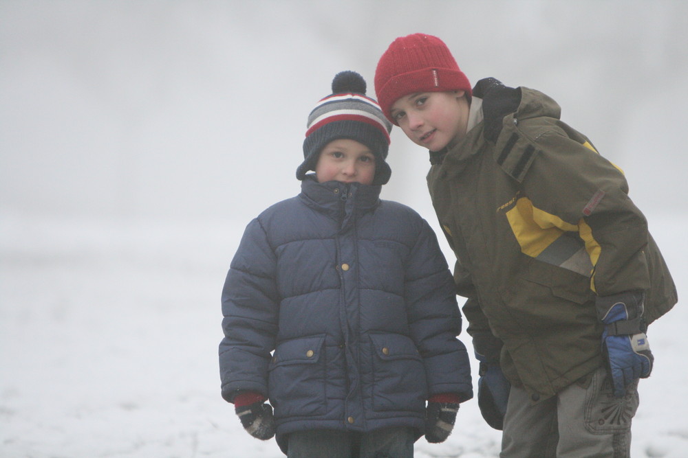 Kinder im Nebel